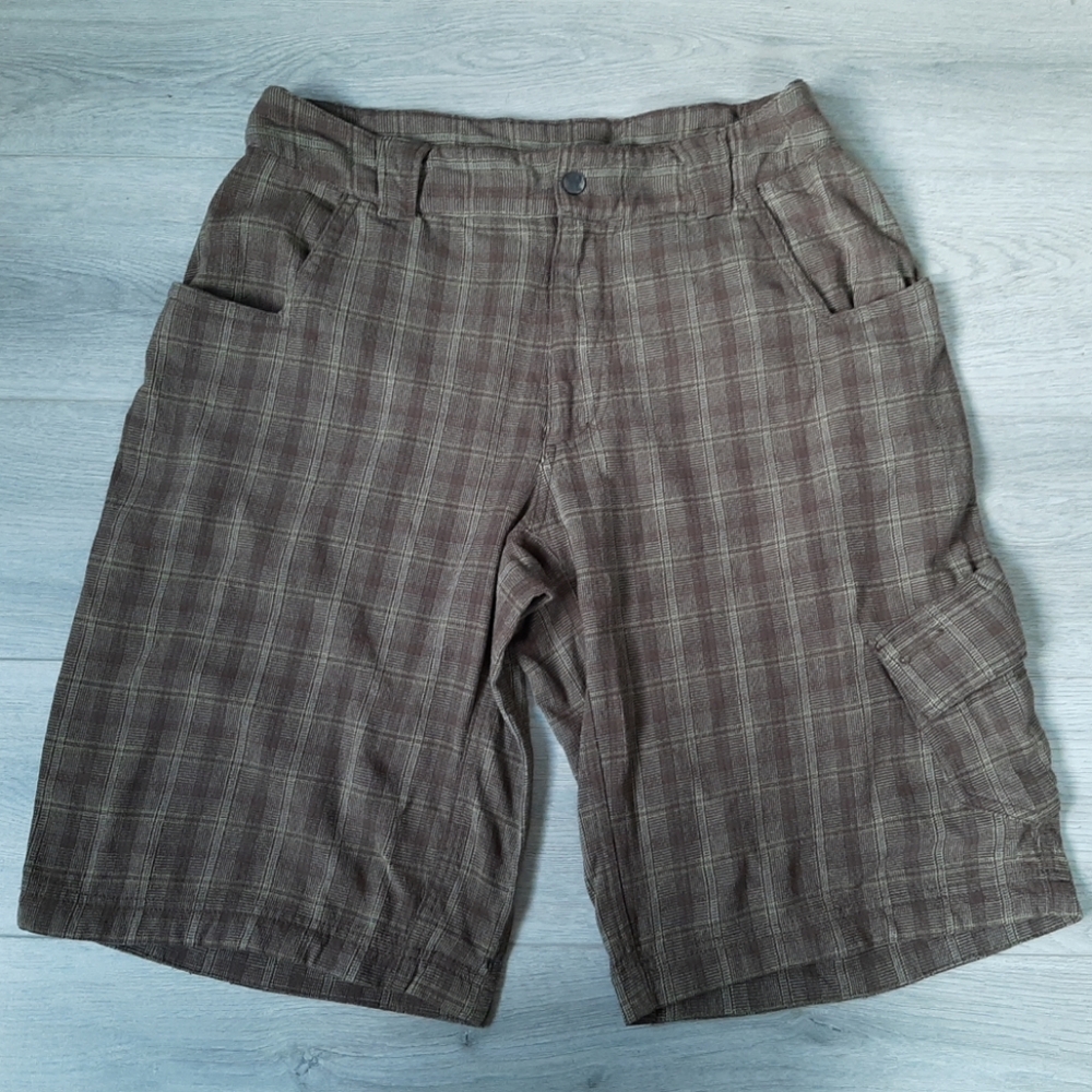 Lululemon Wet Dry Warm Shorts Mens Size 34 Plaid Cargo Pocket